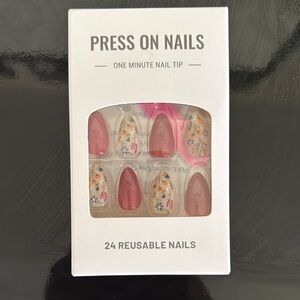 Floral Pink Press On Nails - 24 Reusable Nails